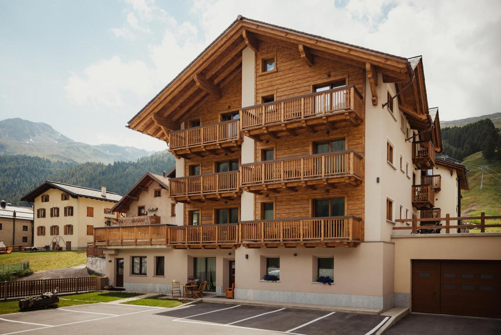 Bonvivar - Mountain Guesthouse Livigno Exterior foto