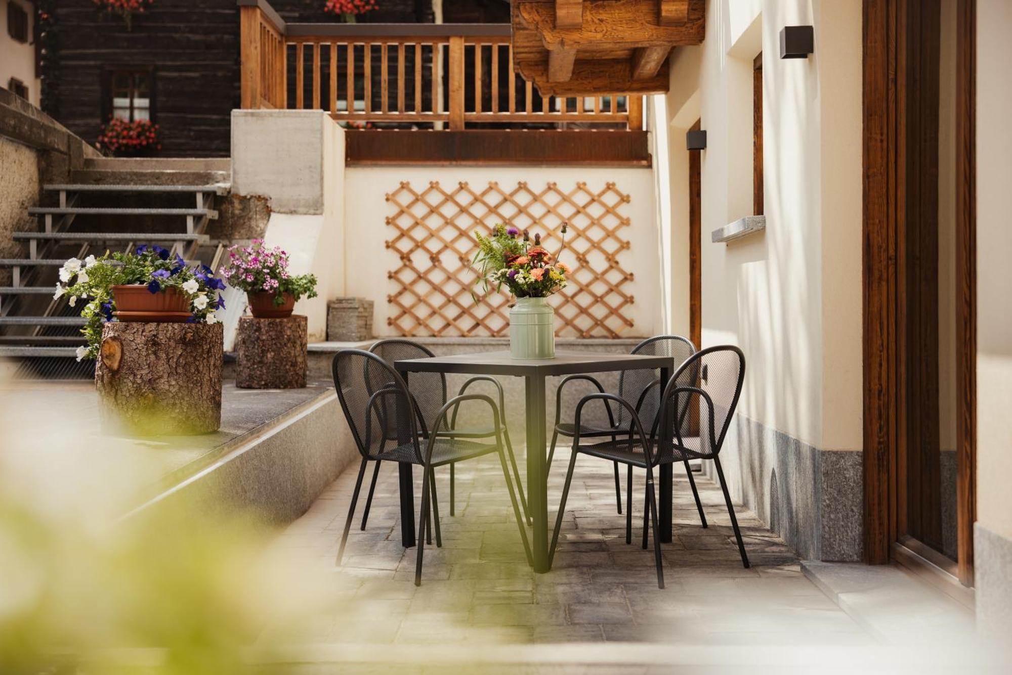 Bonvivar - Mountain Guesthouse Livigno Exterior foto